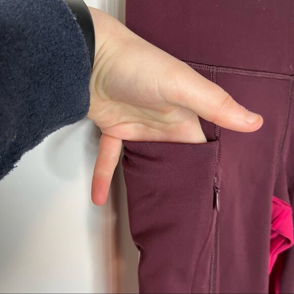 Athleta All In Structure 7/8 Length Pocket High Ruse Leggings Size XS - Picture 4 of 11